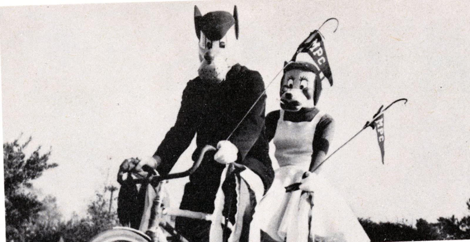 Photo of Mascots on bicycle El Yanqui 1958