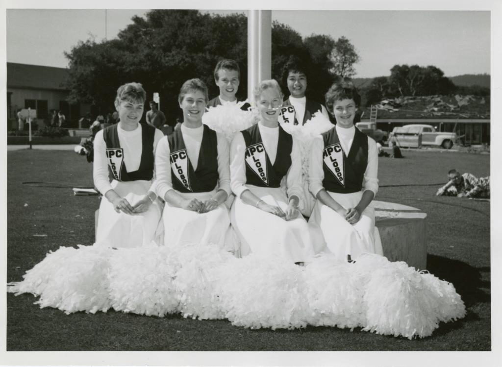 Cheerleaders 1950s